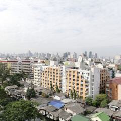 Отель Chawamit Residence Bangkok Бангкок фото 2