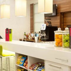 Отель Hampton by Hilton Nizhny Novgorod Нижний Новгород гостиничный бар