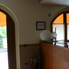 Отель Albergo Le Piante Манерба-дель-Гарда интерьер отеля фото 3