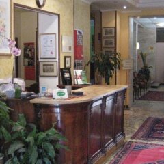 Отель Domus Hotel Adele Италия, Виченца - отзывы, цены и фото номеров - забронировать отель Domus Hotel Adele онлайн гостиничный бар