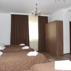 Отель Sweet House Guest house Кыргызстан, Каракол - отзывы, цены и фото номеров - забронировать отель Sweet House Guest house онлайн комната для гостей фото 4