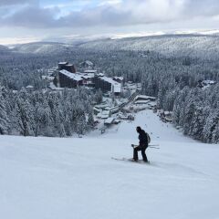 Отель Euphoria Club Hotel & Spa Болгария, Боровец - 1 отзыв об отеле, цены и фото номеров - забронировать отель Euphoria Club Hotel & Spa онлайн спортивное сооружение