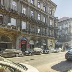 Апартаменты Vanilla Apartment парковка