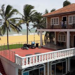 Отель Oasis Beach Resort балкон
