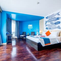 Отель Sea Breeze Jomtien Resort комната для гостей фото 18