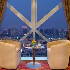 Отель City Seasons Towers