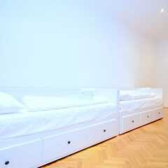 Апартаменты Vienna Residence Quiet Apartment With Space for up to 6 People Вена спа