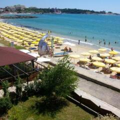 Отель Aura Family Hotel Болгария, Равда - отзывы, цены и фото номеров - забронировать отель Aura Family Hotel онлайн пляж фото 2