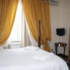 Отель Morali Palace Генуя сейф в номере