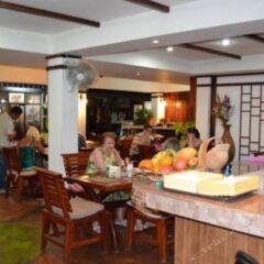 Отель Mkent Guesthouse питание