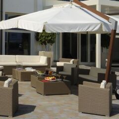 Yes Hotel Touring бассейн