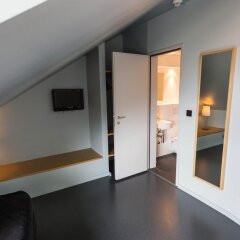 Hotel Marta сейф в номере