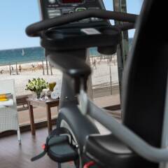 Renaissance Tel Aviv Hotel Тель-Авив фитнесс-зал