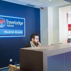 Отель Travelodge Madrid Alcalá интерьер отеля