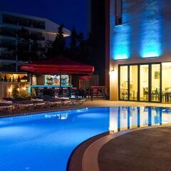 Seren Sari Hotel бассейн фото 3