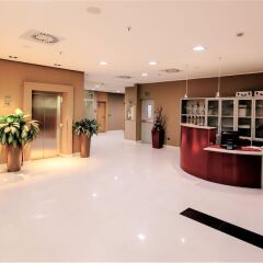 Отель Holiday Inn Belgrade Сербия, Белград - отзывы, цены и фото номеров - забронировать отель Holiday Inn Belgrade онлайн спа фото 2