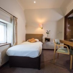 Golden Lion Hotel and Inn in Rugby, United Kingdom from 142$, photos, reviews - zenhotels.com guestroom photo 5