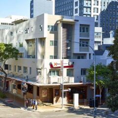Отель Base Backpackers Brisbane Uptown - Hostel Австралия, Брисбен - отзывы, цены и фото номеров - забронировать отель Base Backpackers Brisbane Uptown - Hostel онлайн с домашними животными