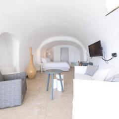 Отель Santorini Secret Suites & Spa комната для гостей фото 12