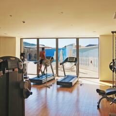 Отель La Marquise Luxury Resort Complex фитнесс-зал