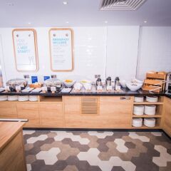 Отель Holiday Inn Express Exeter - City Centre питание