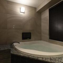 Hotel Aria Тиба бассейн