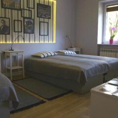 Отель Studio Chopin Old Town - Yes Apartments Польша, Варшава - отзывы, цены и фото номеров - забронировать отель Studio Chopin Old Town - Yes Apartments онлайн комната для гостей фото 3