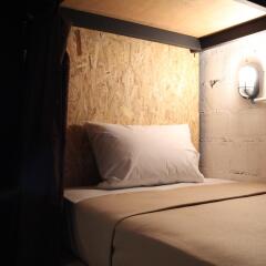 Vitamin Sea Hostel Phuket комната для гостей