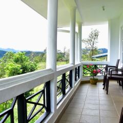 Отель Ella Sisilasa Holiday Resort балкон
