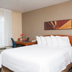 Отель TownePlace Suites by Marriott Indianapolis - Keystone комната для гостей фото 3