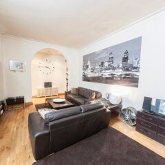 Отель Modern and Spacious Chic Flat in Knightsbridge Лондон комната для гостей фото 4