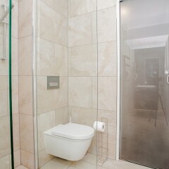 Апартаменты Exquisite 2 Bedroom Apartment In Bank ванная фото 2