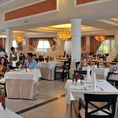 Отель Luxury Bahia Principe Esmeralda - All Inclusive Доминикана, Пунта Кана - 10 отзывов об отеле, цены и фото номеров - забронировать отель Luxury Bahia Principe Esmeralda - All Inclusive онлайн питание фото 2