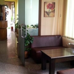 Отель Sveti Georgi Hotel Болгария, Сандански - отзывы, цены и фото номеров - забронировать отель Sveti Georgi Hotel онлайн интерьер отеля фото 3