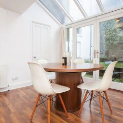 Отель Modern 2 Bed Garden Flat, St Johns Wood в номере