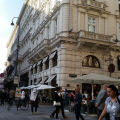 Апартаменты Goldfisch Apartment Vienna Opera House