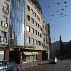 Отель Platinum Palace Apartments Польша, Познань - отзывы, цены и фото номеров - забронировать отель Platinum Palace Apartments онлайн парковка