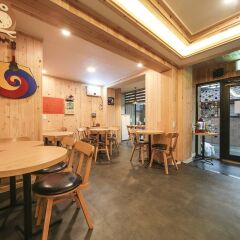 Отель Insadong R Guesthouse - Hostel Южная Корея, Сеул - отзывы, цены и фото номеров - забронировать отель Insadong R Guesthouse - Hostel онлайн питание фото 2