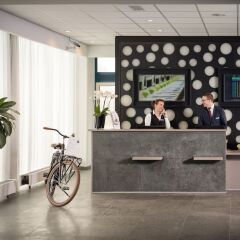 Отель Ramada Amsterdam Airport Schiphol Hotel Нидерланды, Бадхевердорп - 9 отзывов об отеле, цены и фото номеров - забронировать отель Ramada Amsterdam Airport Schiphol Hotel онлайн интерьер отеля фото 2