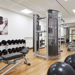 Lindner Hotel & Residence Main Plaza фитнесс-зал фото 4
