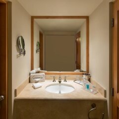Отель Tesoro Los Cabos - All Inclusive Available Мексика, Золотая зона Марина - 1 отзыв об отеле, цены и фото номеров - забронировать отель Tesoro Los Cabos - All Inclusive Available онлайн ванная фото 2