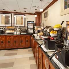 Отель Comfort Inn Downtown DC/Convention Center питание