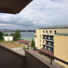 Отель Lucky Family Hotel Ravda Болгария, Равда - отзывы, цены и фото номеров - забронировать отель Lucky Family Hotel Ravda онлайн балкон