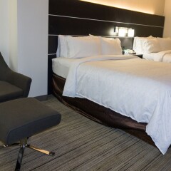 Отель Holiday Inn Express Columbus Downtown США, Колумбус - отзывы, цены и фото номеров - забронировать отель Holiday Inn Express Columbus Downtown онлайн комната для гостей