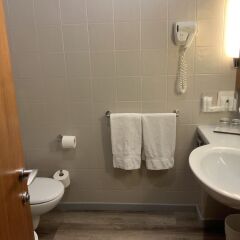 Отель First Hotel Malpensa Италия, Сомма-Ломбардо - 2 отзыва об отеле, цены и фото номеров - забронировать отель First Hotel Malpensa онлайн ванная