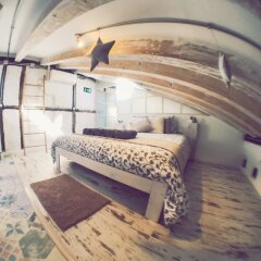 Отель Dreammadrid Plaza del Sol Suite комната для гостей
