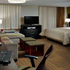 Отель Staybridge Suites University Area Osu удобства в номере
