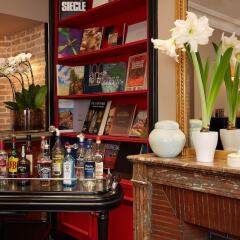 Hotel Relais Saint Jacques гостиничный бар