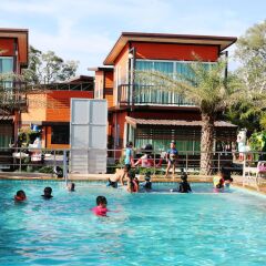 Отель Rattana Resort Ланта бассейн