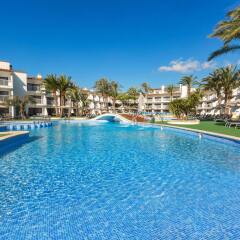 Отель Apartamentos Playas Cas Saboners бассейн фото 3